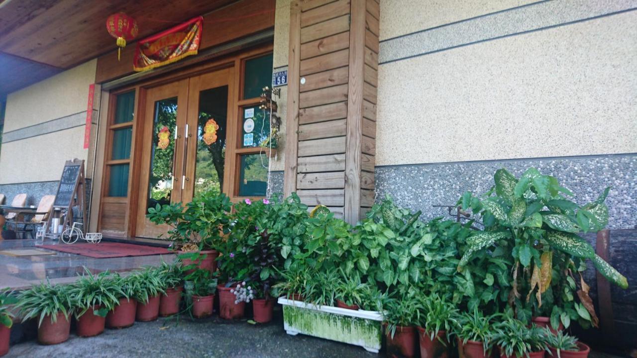 Chong Er Ya She Homestay Jiji Exteriör bild