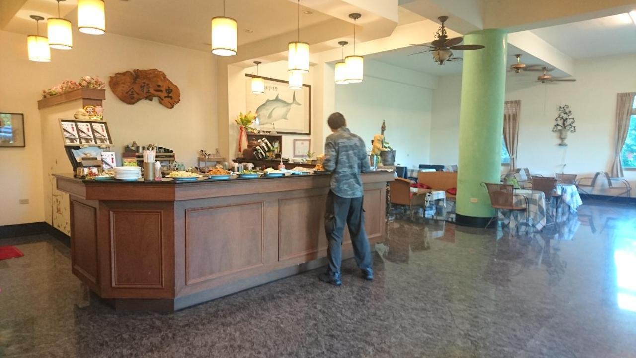 Chong Er Ya She Homestay Jiji Exteriör bild